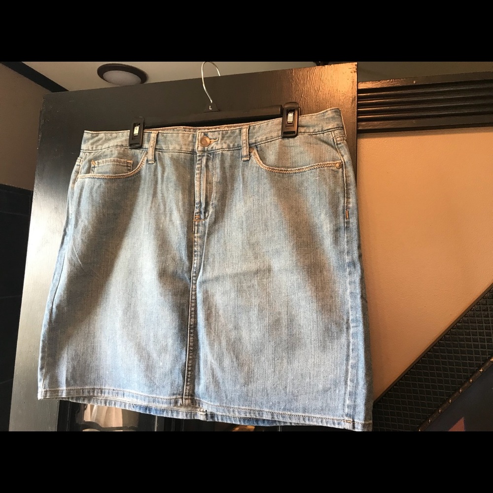 EUC Eddie Bauer sz14 Jean Skirt